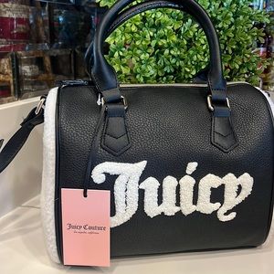 🩷🍒Juicy couture Sherpa speedy satchel